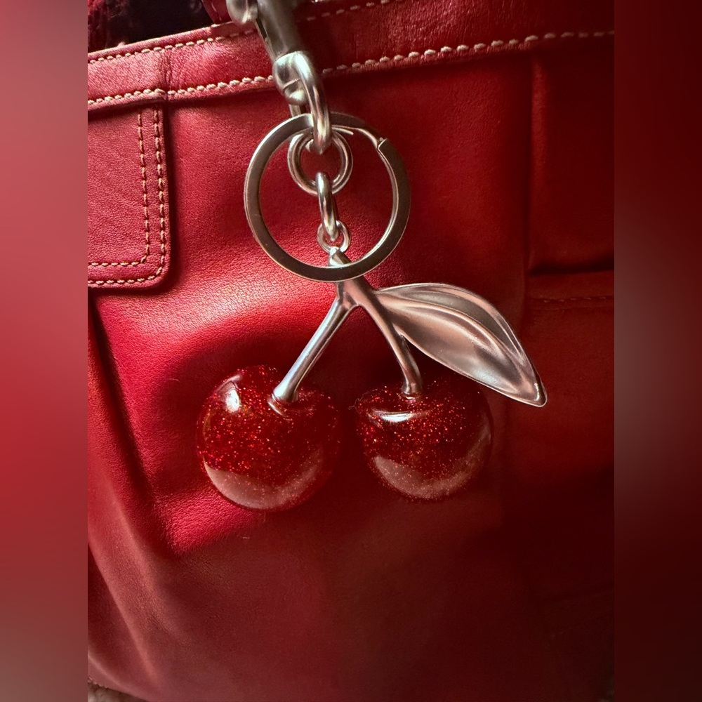 Coach Ashley Y2K Vintage Cherry Leather Shoulder Bag with Cherry Charm F13759 - Picture 3 of 15
